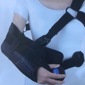 Abduction arm sling with exercise ball